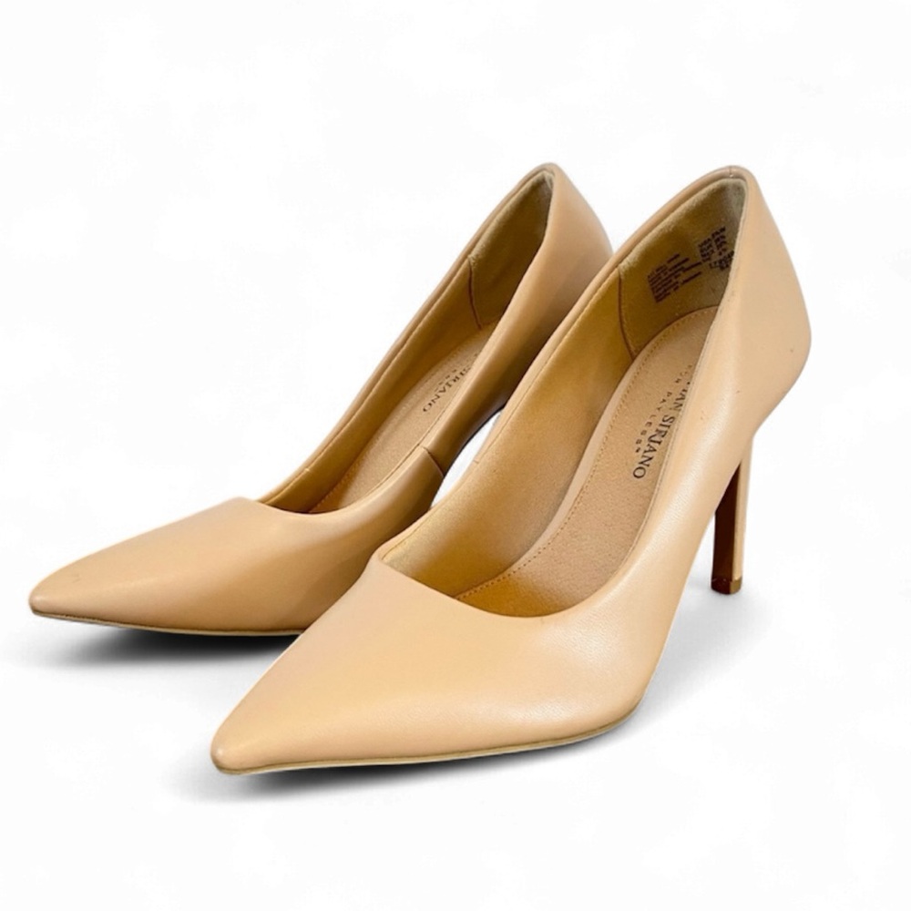 Christian Siriano Nude Stileto pointed Heels size 8.5 in good condition